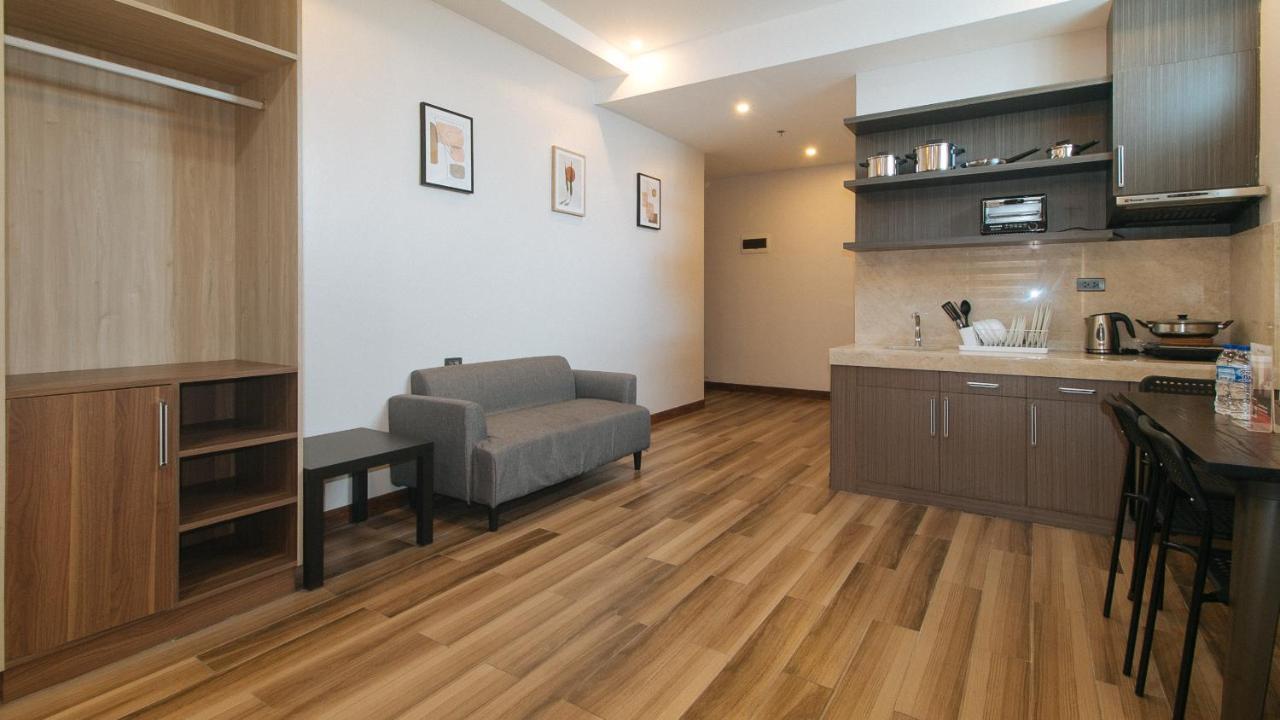 Reddoorz Plus @ Bez Tower And Residences San Juan San Juan  Dış mekan fotoğraf